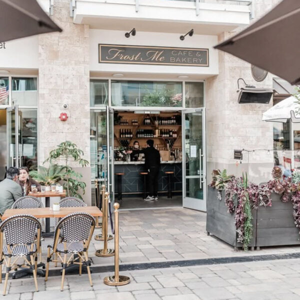 Frost Me Cafe & Bakery